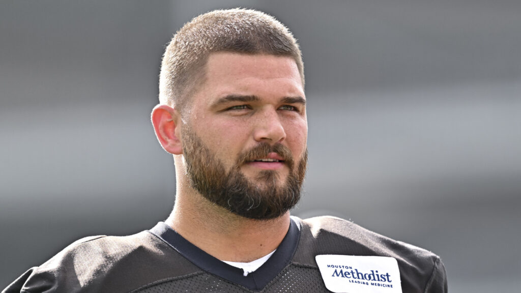 Jake Andrews, Keylan Rutledge Vying For Texans’ C Job; First-Rounder Also In G Mix