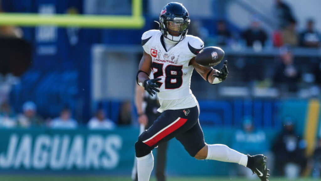 Joe Mixon Is Done — Former Teammate Reveals Heartbreaking Update For All-Pro Running Back