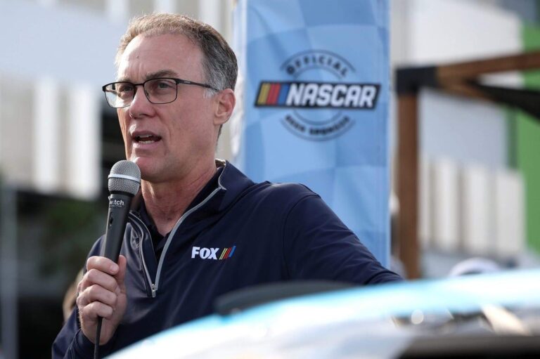 Kevin Harvick supports Bubba Wallace penalty; not sure rule is necessary