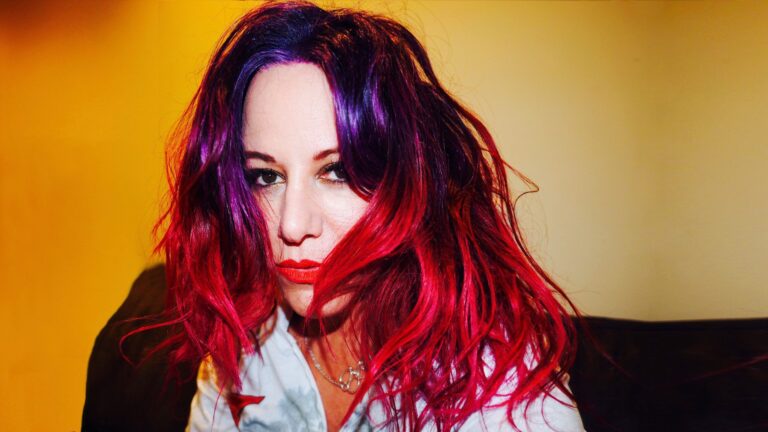 L7’s Jennifer Finch Diagnosed With Brain Cancer