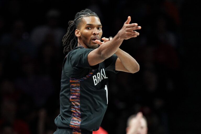 Lakers agree to $3M deal with Ziaire Williams