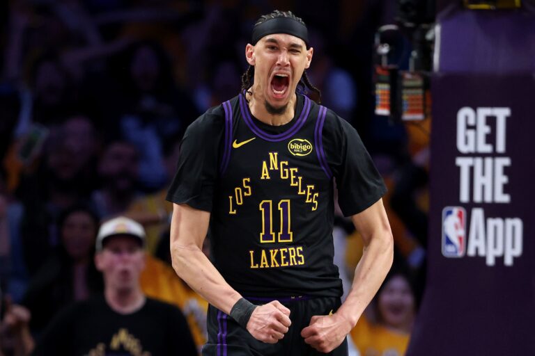 Lakers center Jaxson Hayes agrees to $12 million deal with Utah