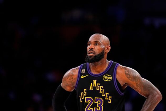 LeBron James considering a slew of options in free agency, including San Antonio