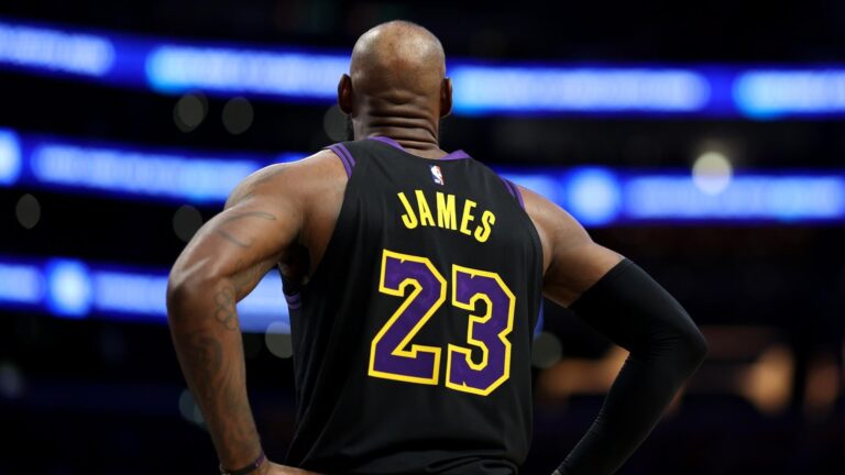 LeBron James free agency: What is Plan B for teams that miss out on signing NBA's all-time scoring leader?