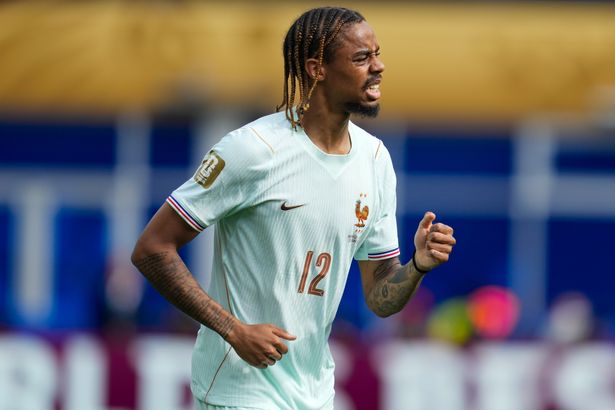 Liverpool has 'three transfer alternatives' for Bradley Barcola already lined up