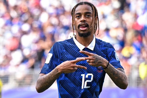 Liverpool transfer news LIVE: Bradley Barcola agreement, Jordan Henderson to Chelsea, Mbaye offer