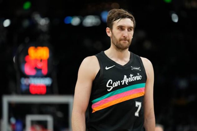 Luke Kornet 'leaks' pitch to LeBron James amid free agency rumors, ESPN reports