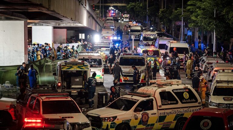 Massive fire rips through pub, killing at least 27 as patrons flee smoke-filled venue