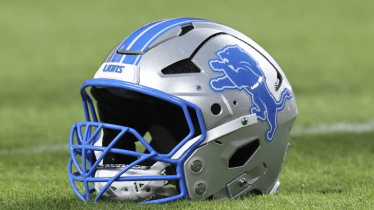 Maxx Crosby sends a heartfelt message as former Lions DT announces retirement