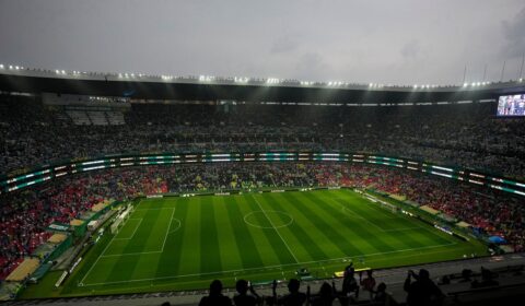 Mexico v England LIVE: Fifa backtrack on World Cup last-16 kick-off change amid storm threat