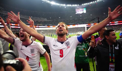 Mexico v England LIVE: Furious Tuchel rants at referee despite heroic Three Lions reaching World Cup quarter-finals