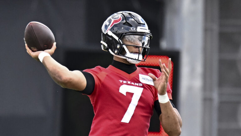 NFL QBs facing the most pressure heading into the 2026 season