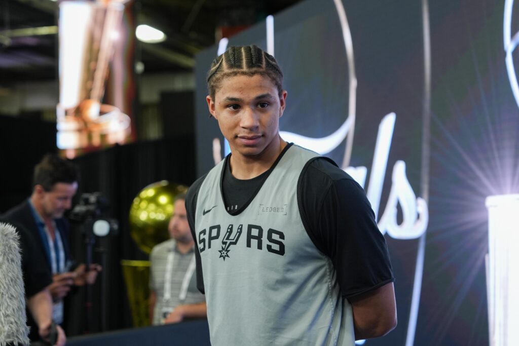 Open Thread: Carter Bryant buys his mom a car