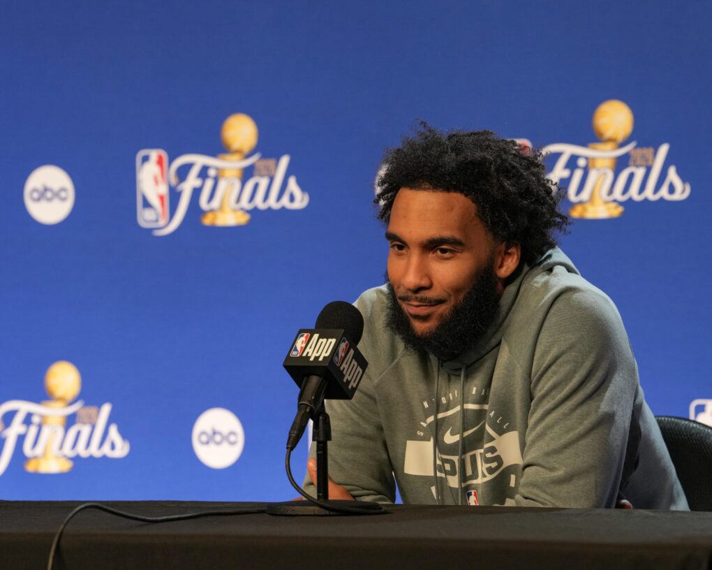 Open Thread: Julian Champagnie made a suprise appearance at USAA