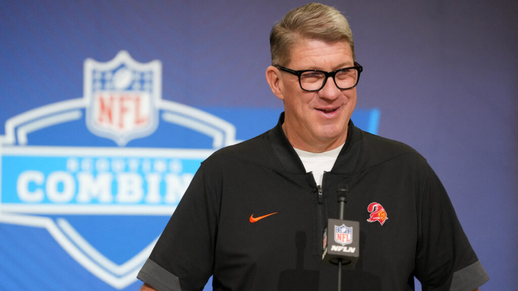 Projecting The Bucs’ Way-Too-Early 2027 Roster Needs: Defense
