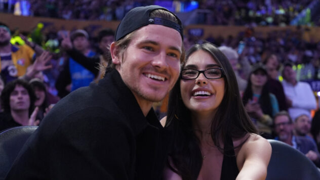 Recent history says Chargers QB Justin Herbert could be in for big season after engagement to Madison Beer