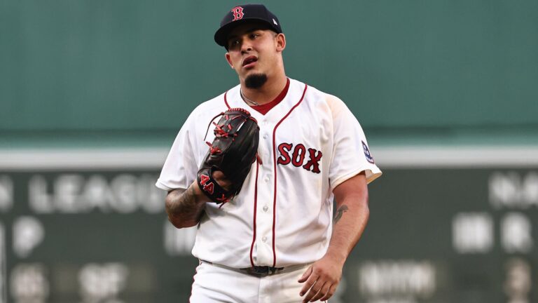 Red Sox's record-tying win streak ends; LeBron James set for another historically long free agency
