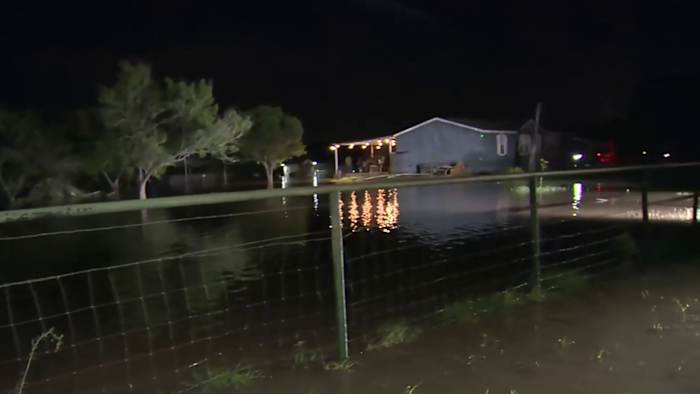 Roads flood in Crystal City as water flows downstream after severe storms