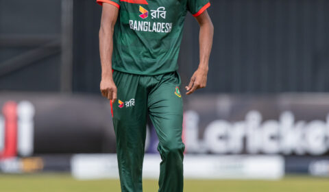 Shoriful returns as Bangladesh bowl against unchanged Zimbabwe