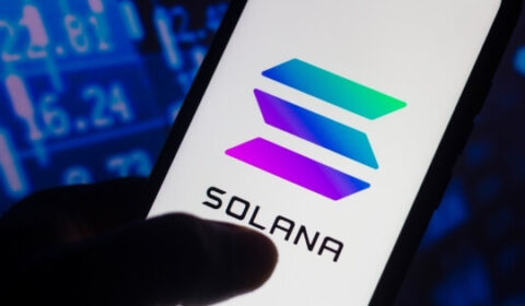 SOL Price Prediction: Stalling at the Gate — $83.68 Is the Line Between Breakout and Bull Trap