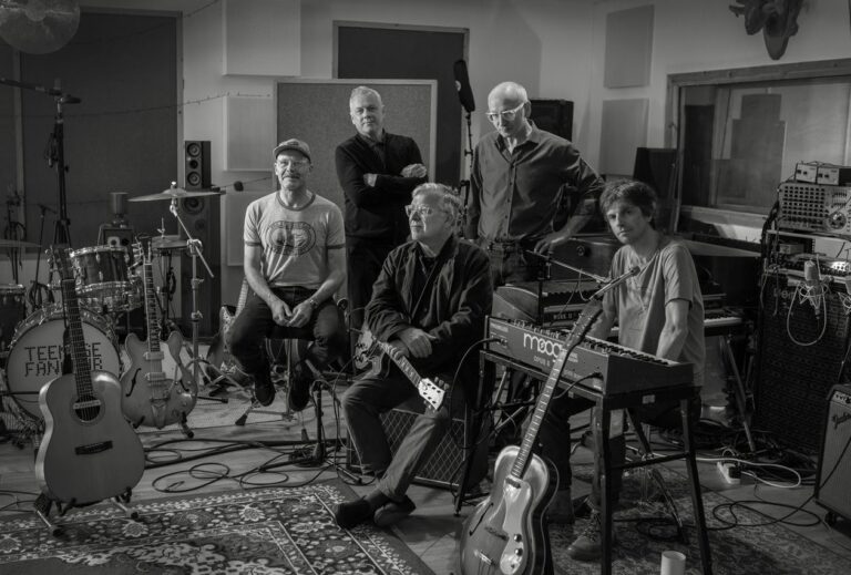 Teenage Fanclub Announce New Album Do Not Dare to Dream