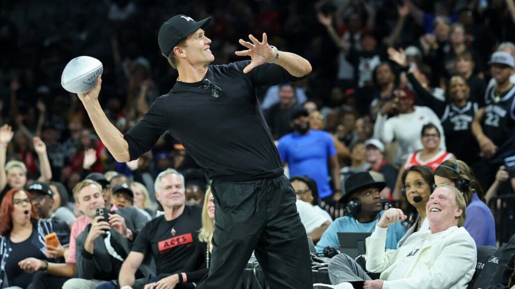 Tom Brady has ‘still got it’ after impressing fans at WNBA game with Raiders owner Mark Davis