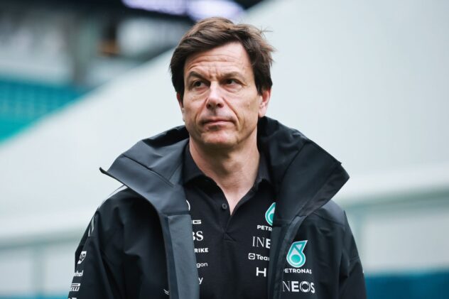 Toto Wolff "too smart" to sign Max Verstappen, says Guenther Steiner