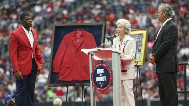Tributes pour in from the NFL world as Texans co-founder Janice McNair dies at 89 