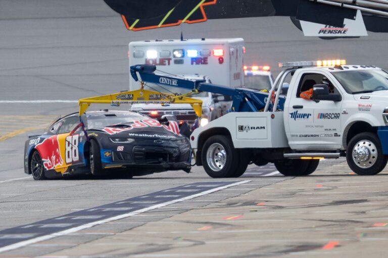 Winners and losers from a thrilling NASCAR Cup return to Chicagoland