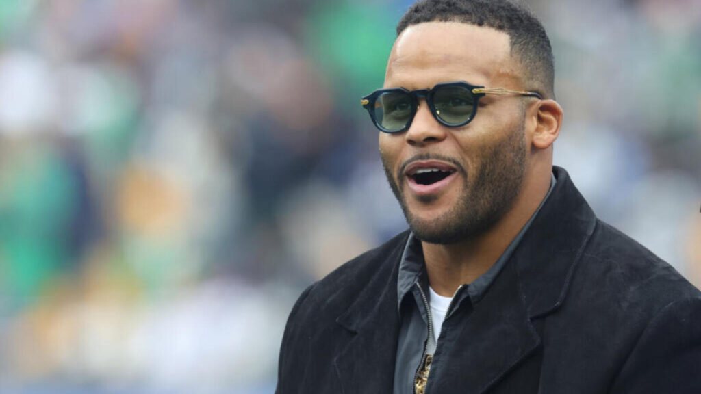 Aaron Donald Has NFL World Waiting on Major Decision