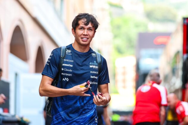 Alex Albon leaves fans in stitches with Red Bull joke in F1 "Grill The Grid" video