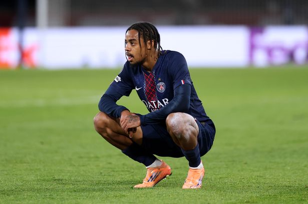 Bradley Barcola twist as 'contact' made for Liverpool transfer target
