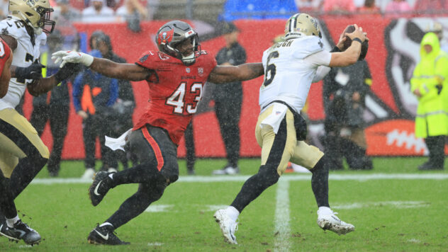 Buccaneers Should Move on From Chris Braswell