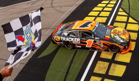 Carson Kvapil wins NASCAR O’Reilly Iowa race after chaotic overtime restart