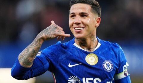 Chelsea transfer news LIVE: Fernandez deadline, Arsenal star linked, signing completed