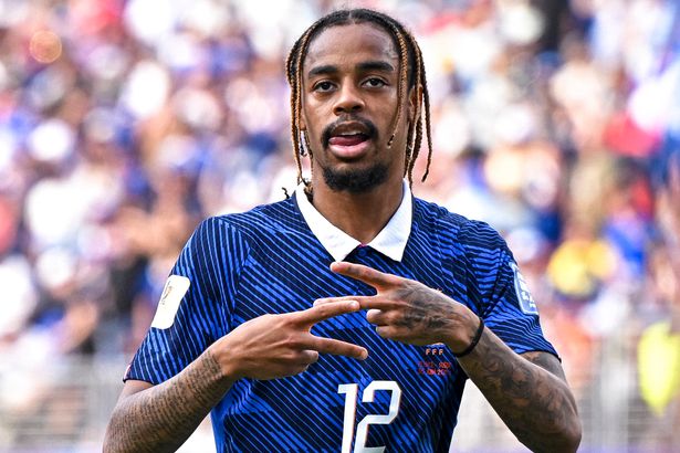 Chelsea urged to gazump Liverpool and Arsenal for Bradley Barcola transfer