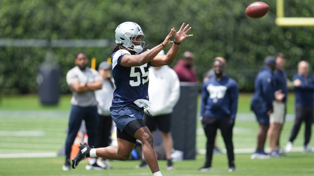 Dallas Cowboys Rookie Linebacker Jaishawn Barham Exits Practice With Groin Injury
