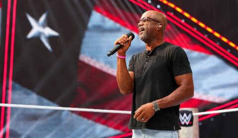 Darius Rucker sets tone for WWE SummerSlam with national anthem performance in Minneapolis