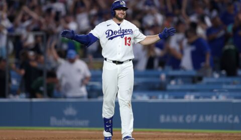 Dodgers rally for dramatic walk-off win over Royals after blowing late lead