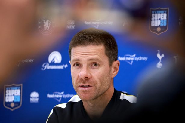 Every word Xabi Alonso said on whether Mykhailo Mudryk can play, Welbeck and Henderson injury