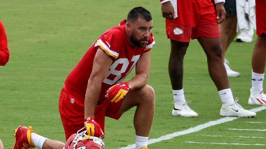 Fans stunned at Travis Kelce's training camp physique after nuptials to Taylor Swift