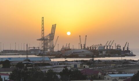 Iran-backed Houthi threat in Red Sea could lead to major US policy shift, analysts say