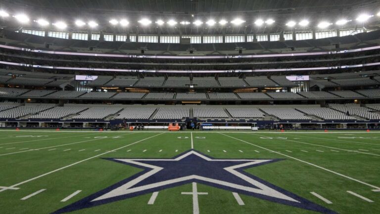 Jerry Jones to 'think about' tinting windows at AT&T Stadium