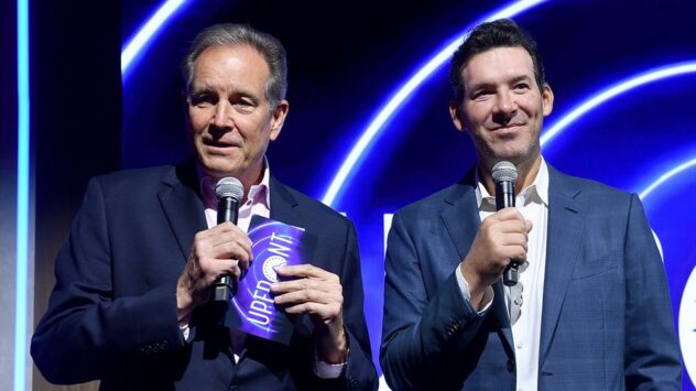 Jim Nantz speaks out on 'great friend' Tony Romo's OWI arrest, says he will 'always' be there for him