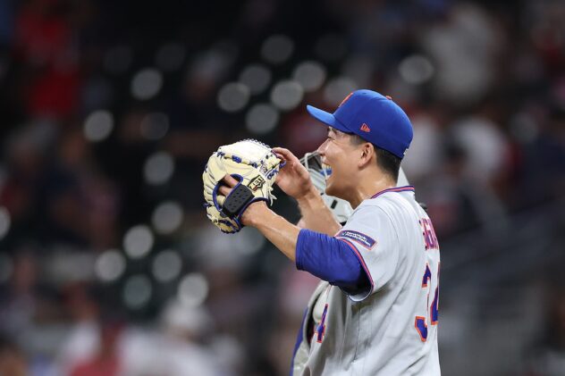 Kodai Senga gets first MLB save in place of injured closer — but Mets teammate costs him keepsake ball