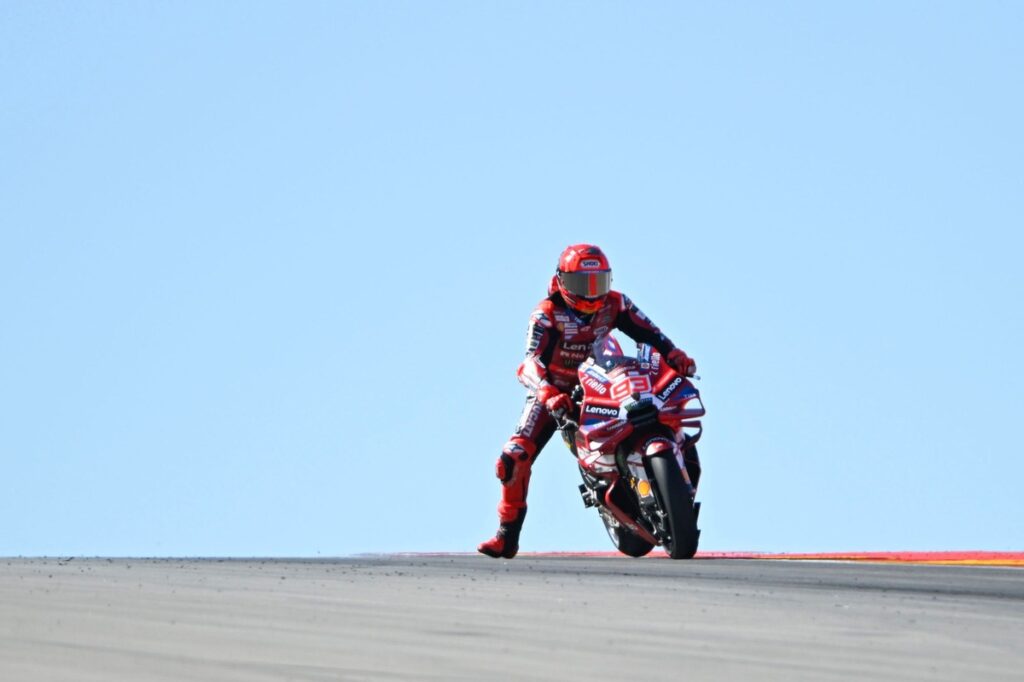 MotoGP Aragon GP: Marquez dominates for sprint win