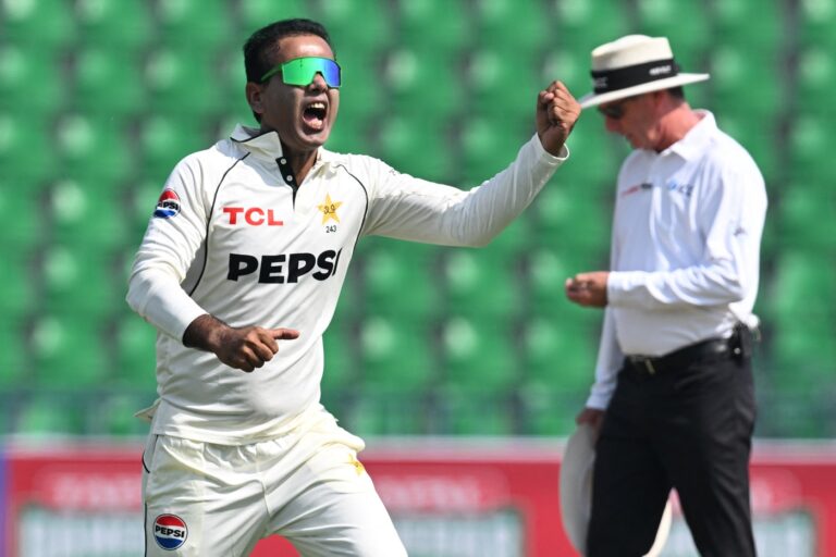 Noman Ali signs six-match deal with Lancashire