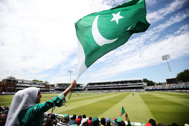 Pakistan bring in Michael Smith as batting coach