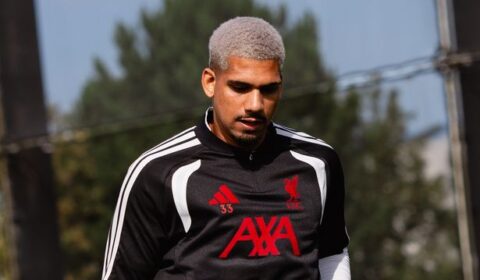 Ronald Araujo makes Virgil van Dijk feelings clear after Liverpool captain’s classy message