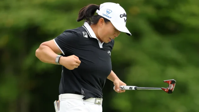 Ruoning Yin returns to winner's circle with emotional victory in Boston